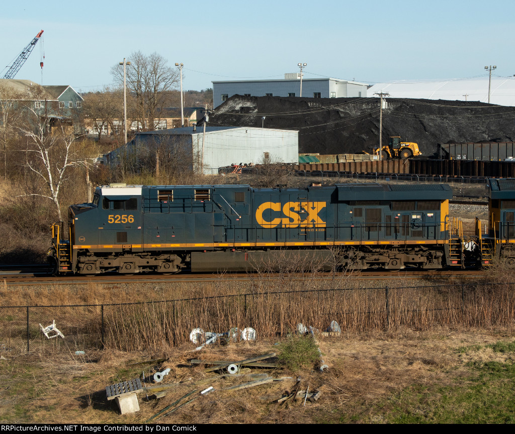 CSXT 5256